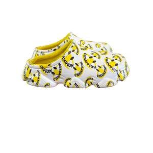 Champion Women’s Super Meloso Clogs Size 9